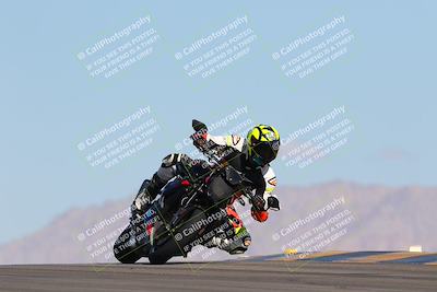 media/Oct-01-2023-SoCal Trackdays (Sun) [[4c570cc352]]/Turn 9 Set 2 (10am)/